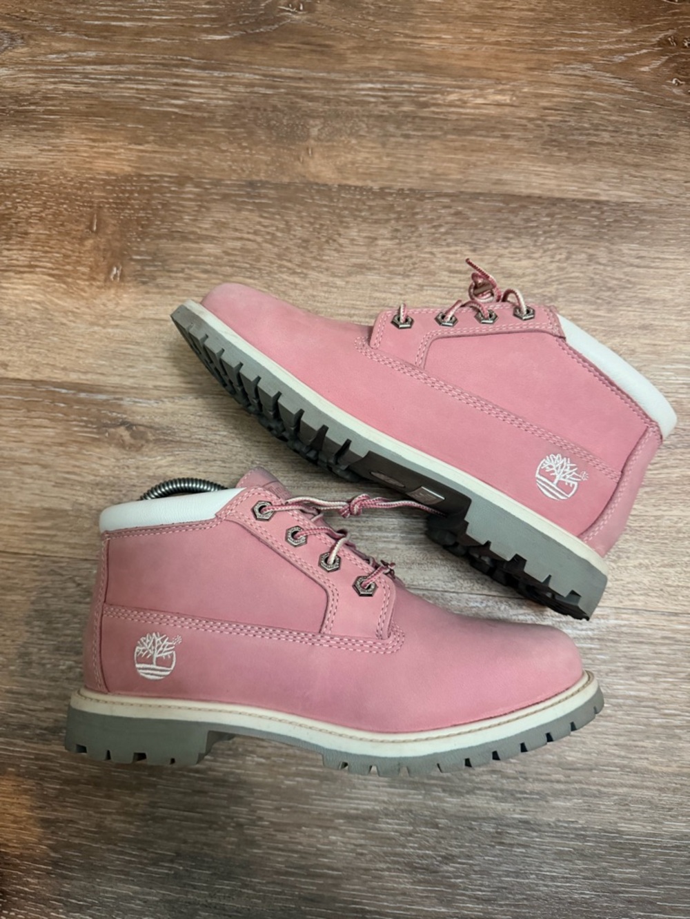 TIMBERLAND Women's Nellie Pink Nubuck Leather Waterproof Chukka Boots Sz 7.5 - Picture 3 of 7